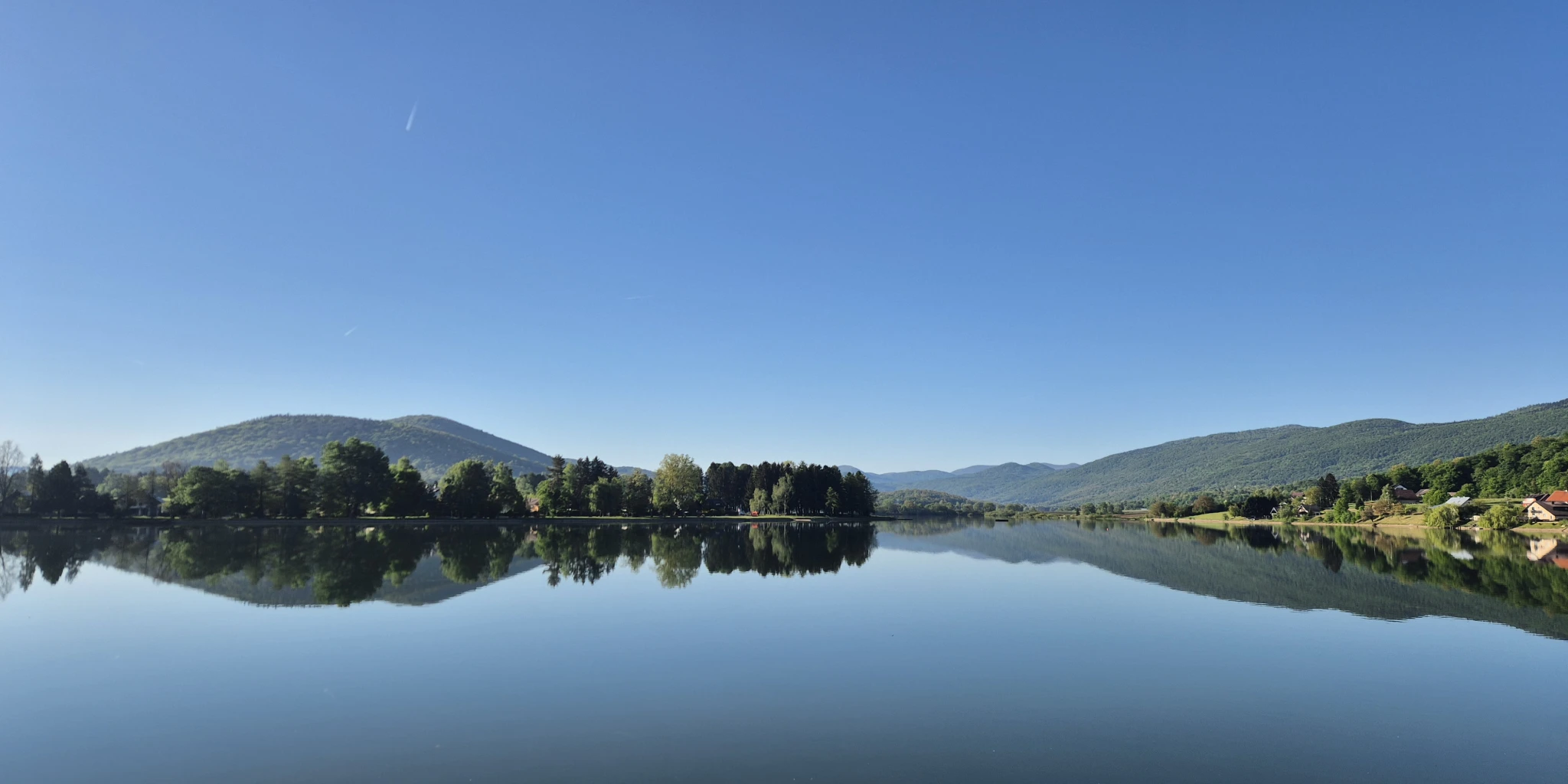 Jezero Sabljaci – ogulinsko more u srcu Hrvatske