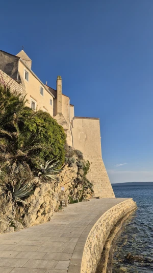 Uvala svete Eufemije, Otok Rab